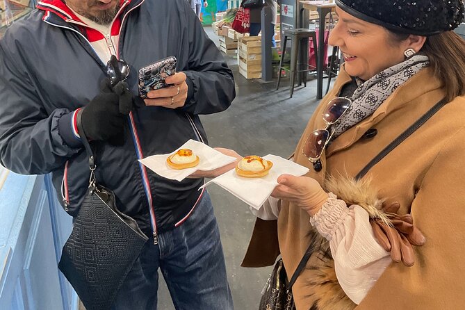 #1 Bordeaux Food and Wine Tasting Tour w/ Local Foodie Guide - The final stop at Place du Palais