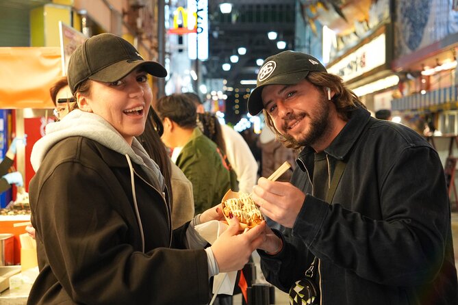 [1 Group Only] Osaka Street Food Tour for Family - Local eateries, not one oversized dinner