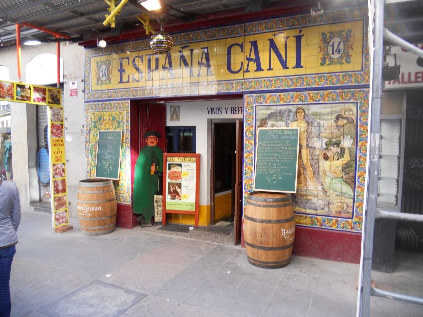 2.5-Hour Evening Tapas Tour through Madrid - First stop, getting comfortable at the bar