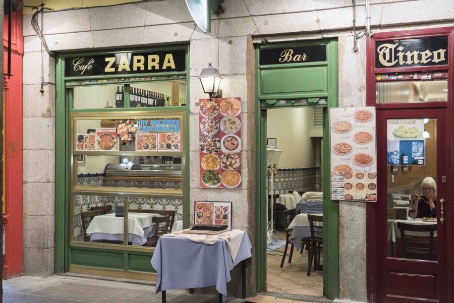2.5-Hour Evening Tapas Tour through Madrid - Stories about tapas culture, not just a food crawl
