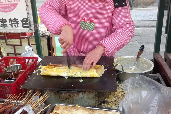 3-Hour Private Night Tour: Beijing Foodie Experience - Dongsi Hutong after dark