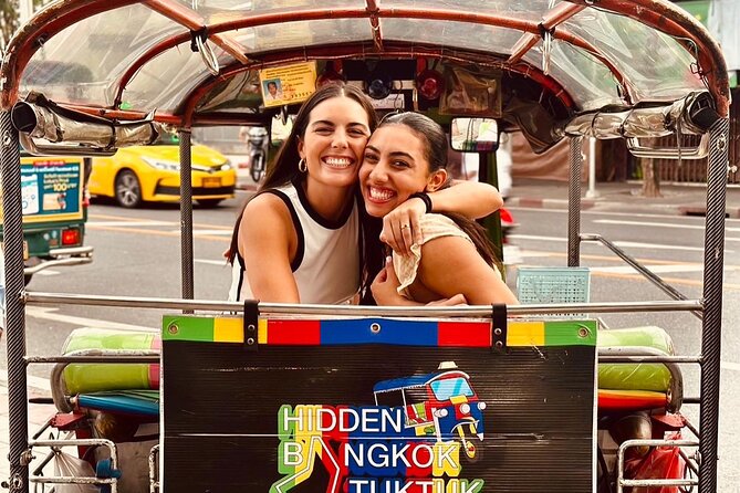 4-Hour Hidden Bangkok TukTuk Street Food Guided Tour - A final food stop that feels like local dinner