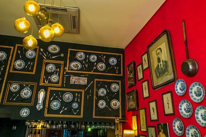 4-Hour Traditional Portuguese Food & Wine Tour in Porto - Why the walking matters as much as the eating