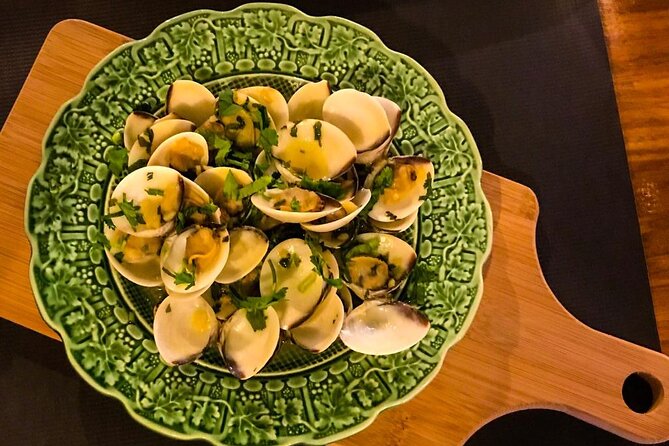 4-Hour Traditional Portuguese Food & Wine Tour in Porto - Seafood and fish in the middle of the route