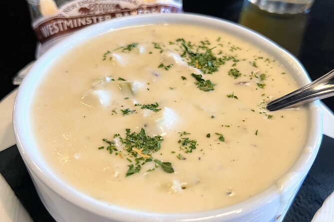 A Taste of the Freedom Trail: Boston's Iconic Food & History Tour - Bell in Hand Tavern and the taste of coastal New England