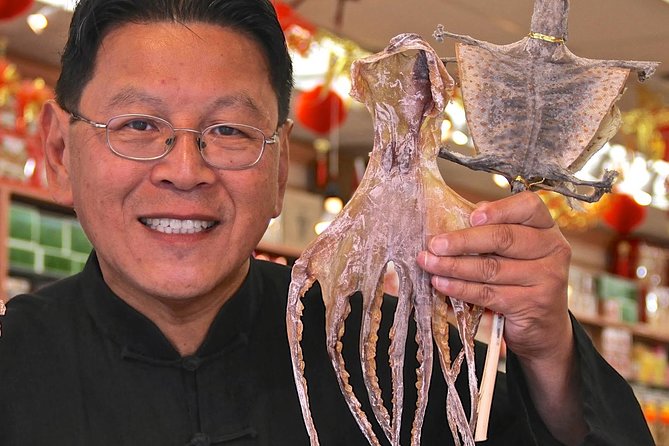 A Wok Around Chinatown: Culinary and Cultural Walking Tour Led by a Chef - Why this Vancouver Chinatown tour works
