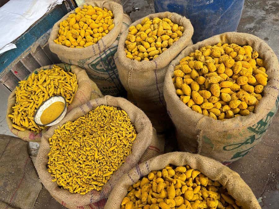 Agra: Street Food Tour with Spice Market on Tuk-Tuk Ride - Marble and art workshops: useful stop or unwanted detour?