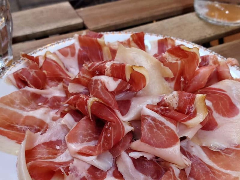 Ajaccio: Local Food Tour with Tastings - The first tastings: charcuterie and local bites