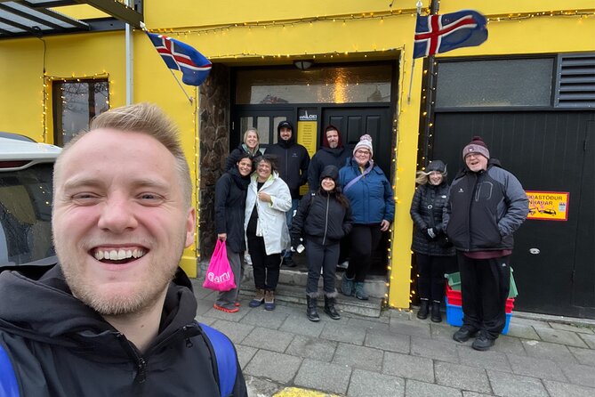 Akureyri Food Walk With 5 Tastings and a Local Guide - Icelandic hot dogs, with the traditional treatment