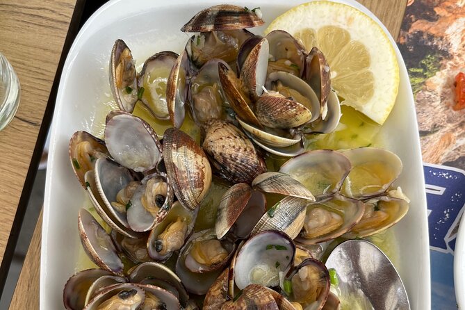 Albufeira Food Experience: Land & Sea Tapas w/ Wines - Meat tapas add pica-pau, pork, and chicken