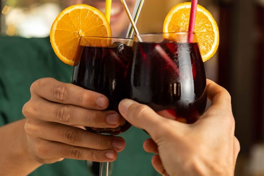 Alcudia: Self-Guided Gourmet Tapas and Wine Tour - What the walking is really like