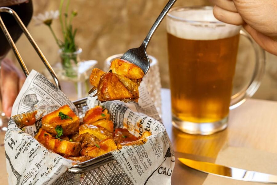 Alcudia: Self-Guided Gourmet Tapas and Wine Tour - The second stop, more food with no fixed guide