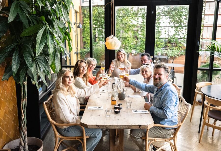 Ålesund: Guided Food Walking Tour - Who should book this Ålesund food walk?