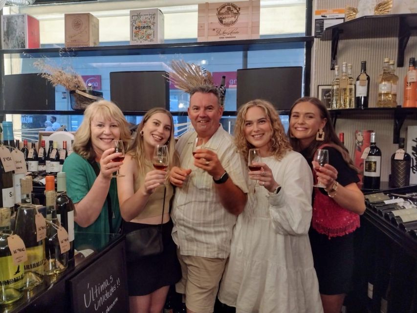 Alicante: Food Walking Tour with Wine Tasting and Tapas - Finish with an Alicante montadito and local liquor
