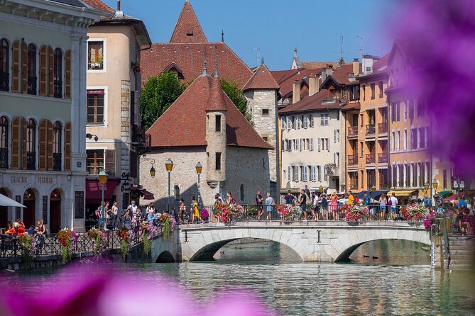 All Inclusive Food Tour of Annecy Old Town with Local Guide - Starting at Pont des Amours