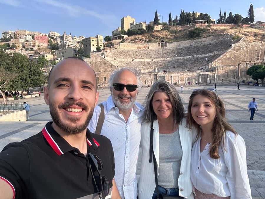 Amman Walking Tour: Hidden Gems, Culture & Street Food - Starting at Abdali Mall and meeting Hussein