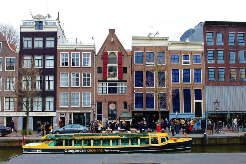 Amsterdam canal cruise with culinary burger or cheese & wine - NEMO, the Maritime Museum, and Centraal Station