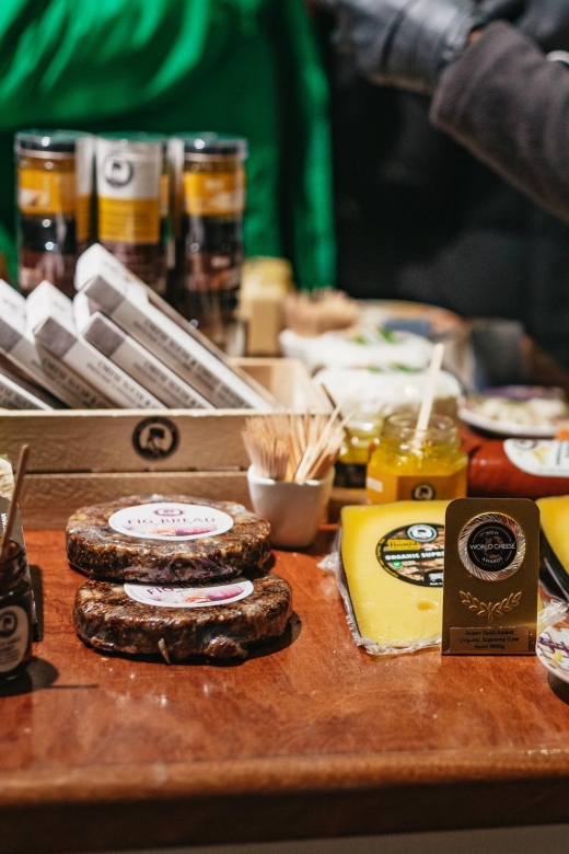 Amsterdam: Food and Culture Walking Tour with Tastings - Eight tastes that explain Dutch eating