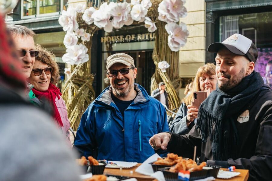Amsterdam: Food and Culture Walking Tour with Tastings - Royal Palace and Westerkerk on the city route