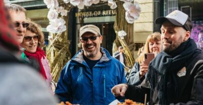 Amsterdam: Food and Culture Walking Tour with Tastings