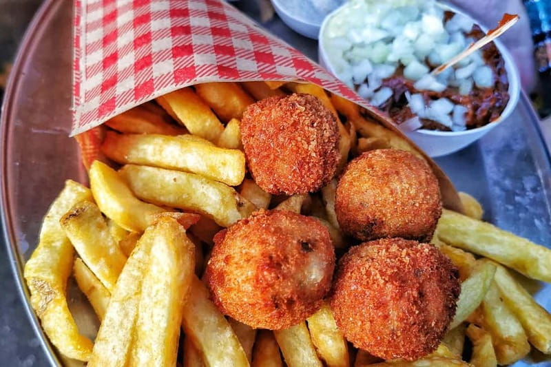 Amsterdam: Guided Food Tour with Tastings - A guide-led look at Amsterdam’s food culture