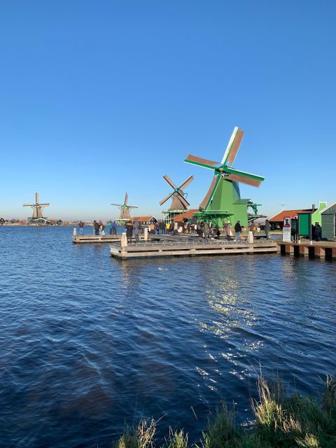 Amsterdam: Guided Zaanse Schans, Windmills & Cheese Tour - Cheese tasting at Catharina Hoeve