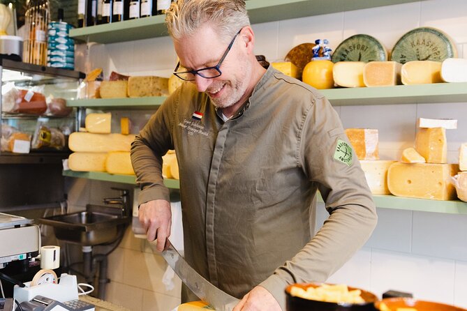Amsterdam High-End Dutch Food & History Tour - Up to 8 guests - The history works best when it stays close to the food
