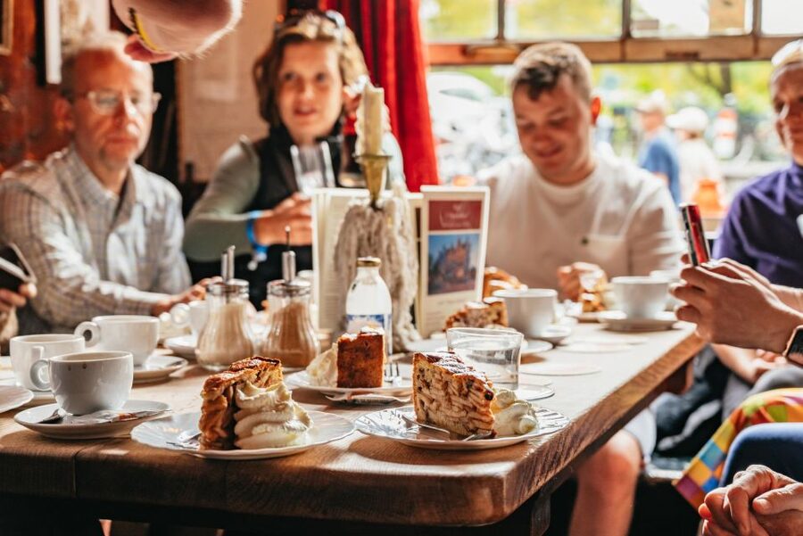 Amsterdam: Jordaan District Local Food Walking Tour - Who will enjoy this Jordaan food walk?