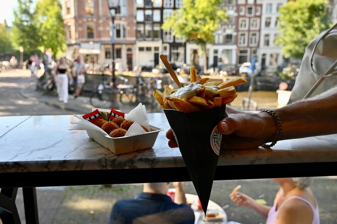 Amsterdam Private Food & Drinks Tour by UNESCO Canals & Jordaan - Canal views, apple pie, and the Anne Frank area