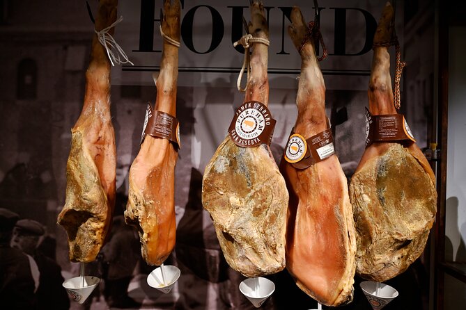 Amsterdam Private Food & Drinks Tour by UNESCO Canals & Jordaan - Herring, stroopwafels, and the old city