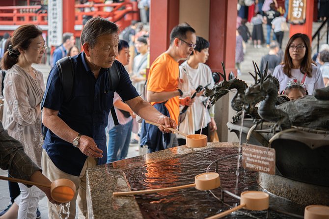 Asakusa Highlights: Street Food Crawl Tour (7+ Local Bites) - Senso-ji gives the walk a strong finish
