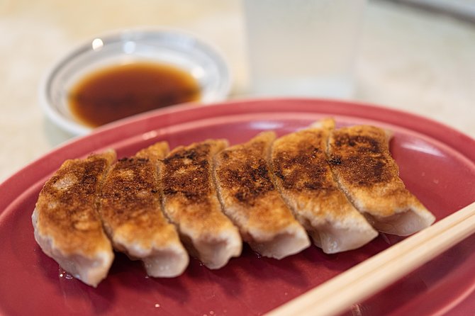 Asakusa Highlights: Street Food Crawl Tour (7+ Local Bites) - Who should book this tour?