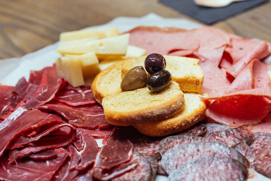 Athens: Private Food Tour – 10 Tastings With Locals - Sofokleous Street, the Financial District, and the spice market