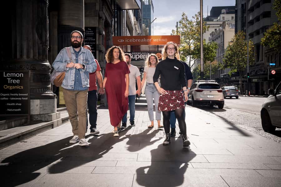 Auckland: Flavours of the City Walking Food Tour - A food tour that explains Auckland as it walks