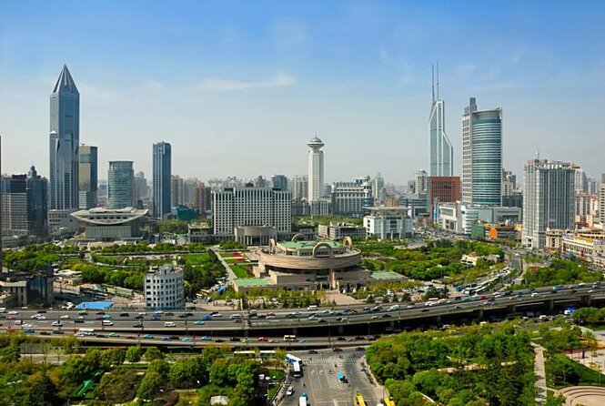 Authentic Local Food Tour in Central Shanghai - Walking to Yunnan Road through the Former French Concession