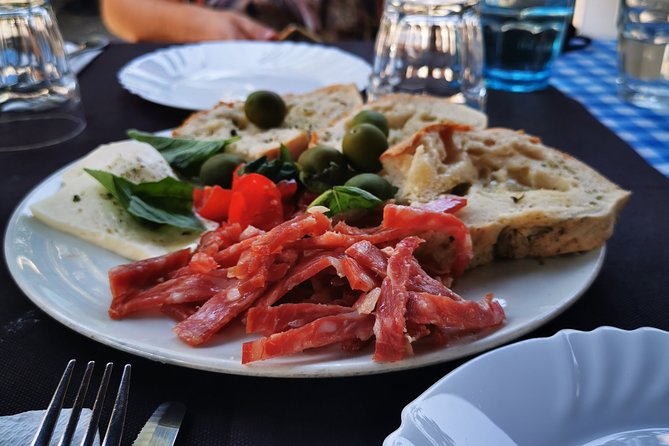 Authentic Pizza Making Class in Naples with Appetizers and Drink - What the chefs add to the experience