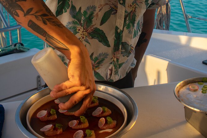 Bacalar - Gourmet Tour in Private Catamaran with Cocktails Included - Is $525 per person a fair price?