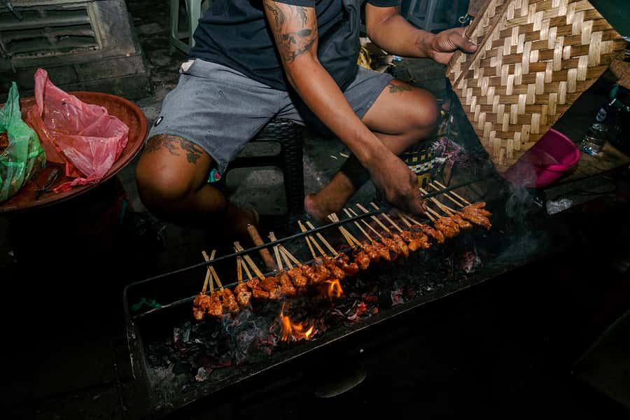 Bali: Bites Food Tour with over 15 Tastings - A blessing in the backstreets and a walk through the market