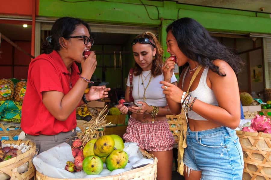 Bali: Delicious Indonesian Food Tour - Soto Ayam, Bakso, and the comfort-food course
