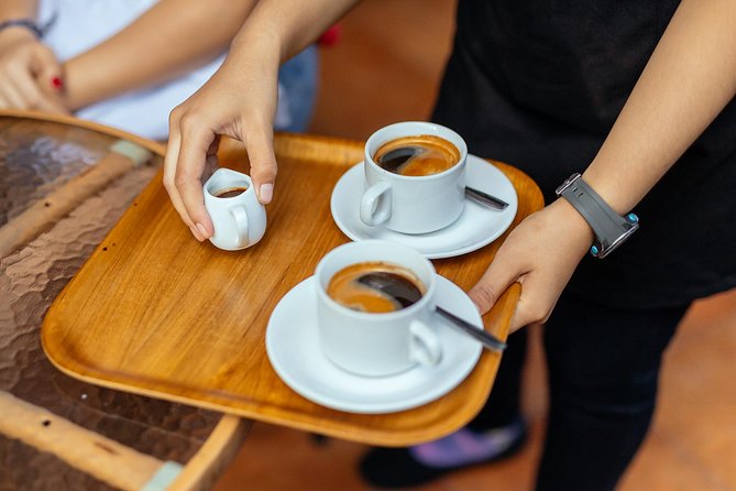Bali Private Food Walking Tour With Locals: The 10 Tastings - Why the private format earns its price