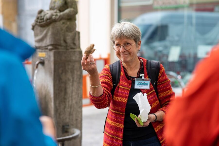 Bamberg: Guided Historical Culinary Tour - Weather, language, and useful planning details