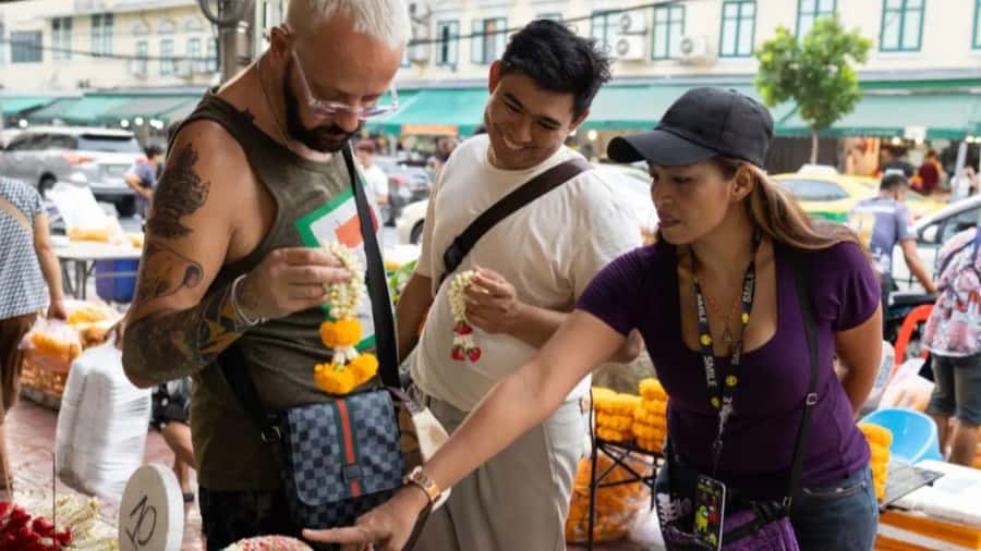 Bangkok Adventure Tuk Tuk Food Tour - Meeting at Hua Lamphong Station