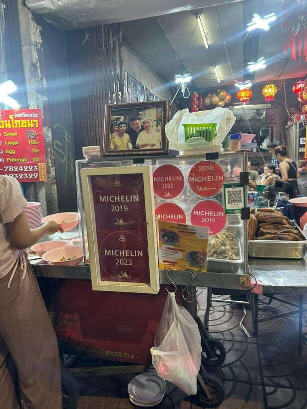 Bangkok Authentic Tasting Thai-Chinatown Walking Food Tour - The Chinatown walk is part of the meal