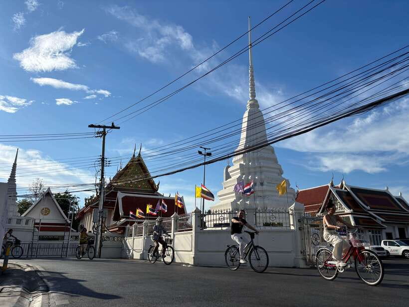 Bangkok: Bike, Boat & Food Tour in Thonburi - Morning or afternoon: which should you choose?