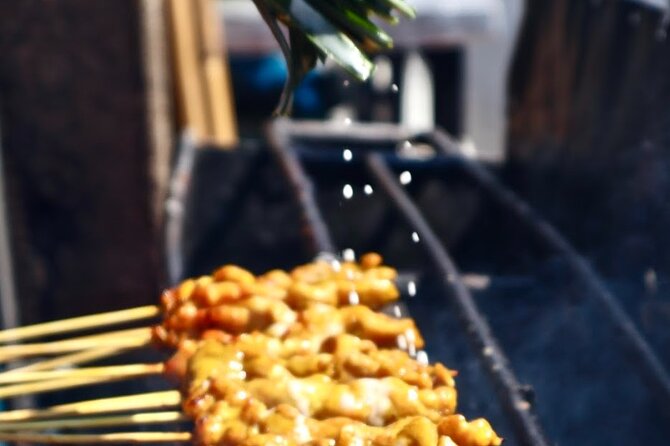 Bangkok by Night Food Tour with 10+ Tastings in Chinatown - What makes the cultural stops worthwhile