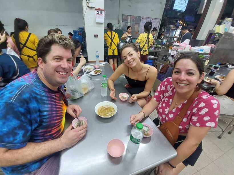 Bangkok: Chinatown Food Tour with Michelin Food Stalls - Local stalls away from the obvious stops