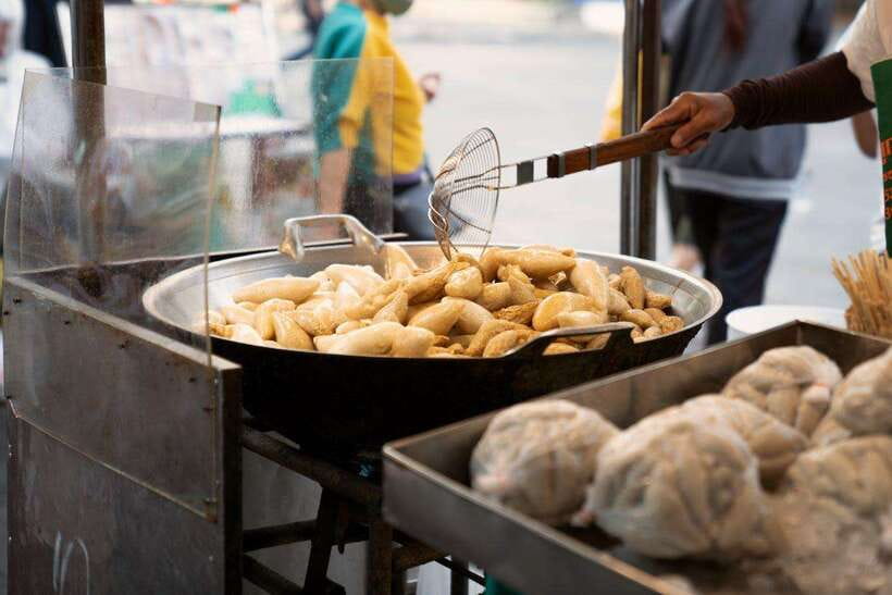 Bangkok Electric Tuk Tuk: Street Food & Markets - Seeing Thonburi by Electric Tuk-Tuk