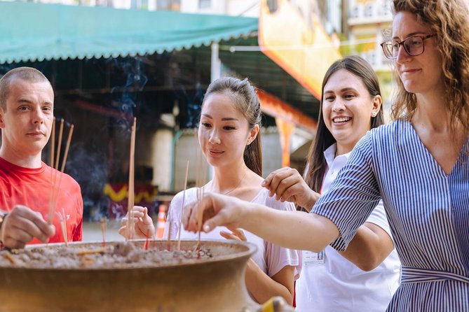 Bangkok Hidden Gems: Talad Noi, Chinatown & Street Food Tour - Holy Rosary Church and a change of scenery