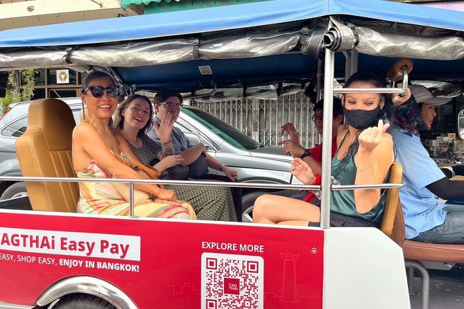 Bangkok Michelin Food Tour (3 Stops, 8 tastings) - The final stop slows down for mango sticky rice