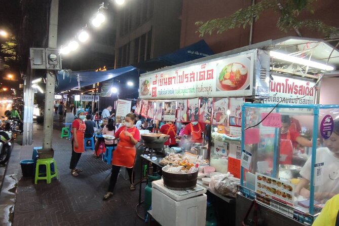 Bangkok: Michelin Guide Street Food Tour by Tuk Tuk - Nai Ek’s rolled rice noodles
